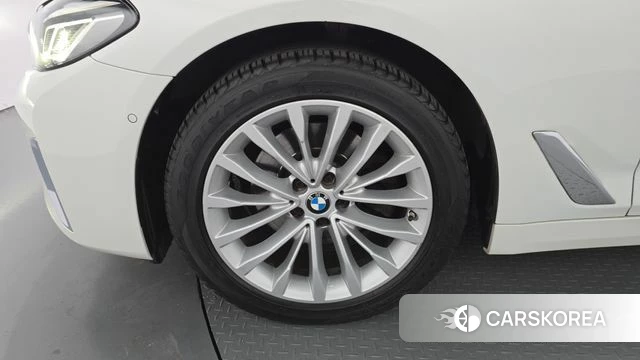 BMW 5 Series (G30) id 5018067 из Кореи 25
