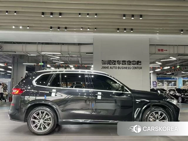 BMW X5 2023 Черный из Китая, фото 4