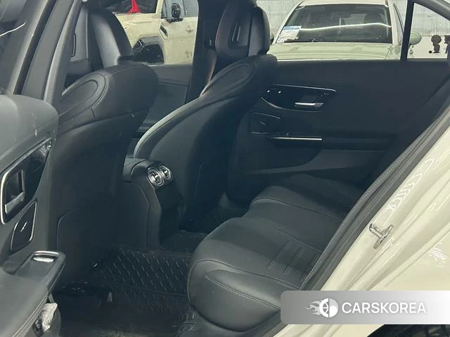 Mercedes-Benz C-class 2023 Белый из Китая, фото 4
