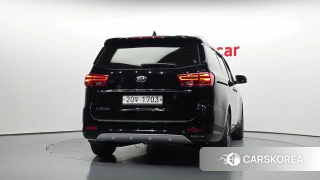 Kia The New Carnival id 4998415 из Кореи 14