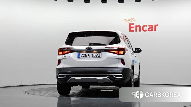 Kia Seltos id 4982442 из Кореи 14