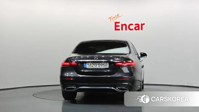 Mercedes-Benz E-Class W213 id 4958270 из Кореи 28