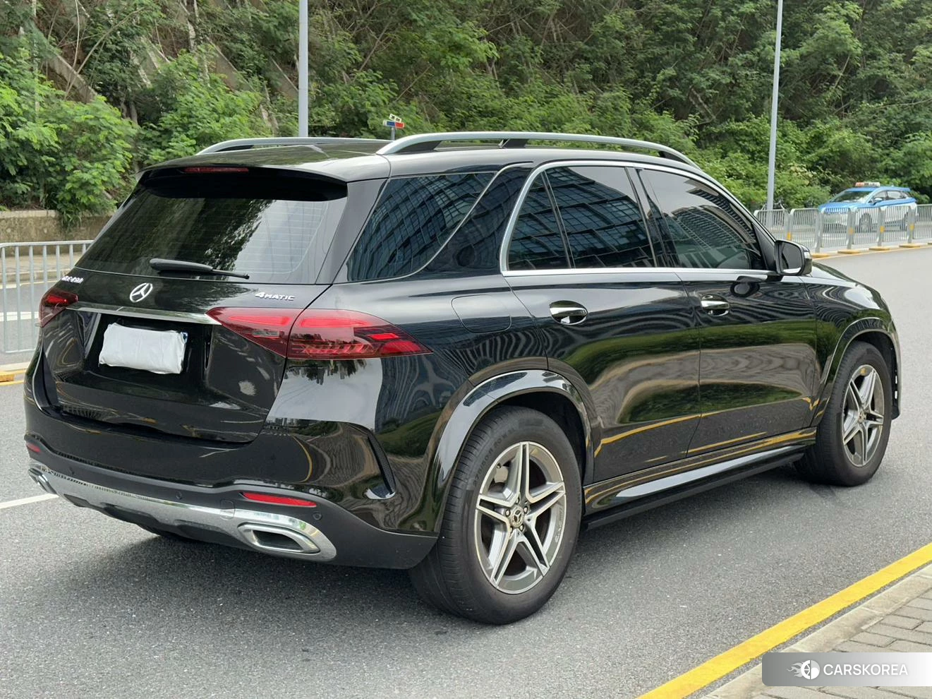 Mercedes-Benz GLE 2023 Черный из Китая, фото 6