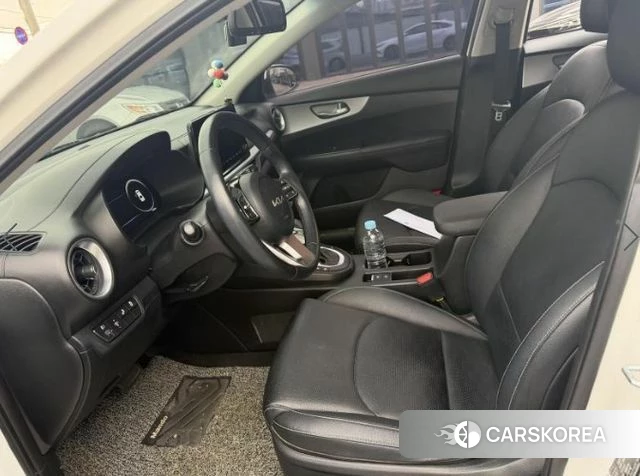 Kia The New K3 2nd generation 2022 Белый из Кореи, фото 5
