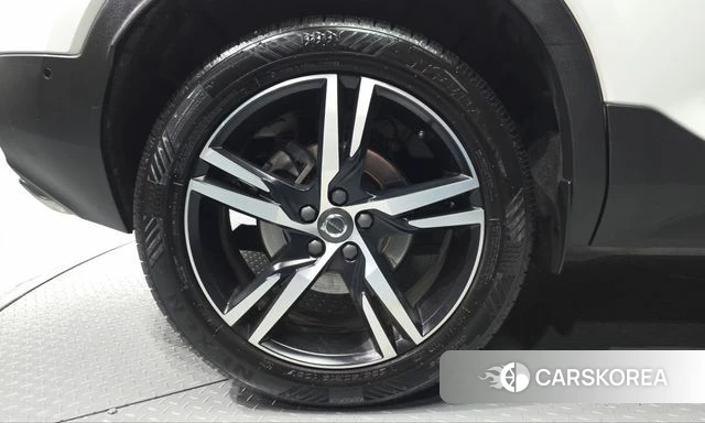 Volvo XC40 id 5042041 из Кореи 25
