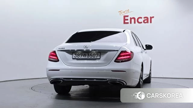 Mercedes-Benz E-Class W213 id 4987841 из Кореи 24