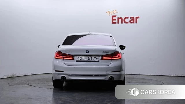 BMW 5 Series (G30) id 4245987 из Кореи 14