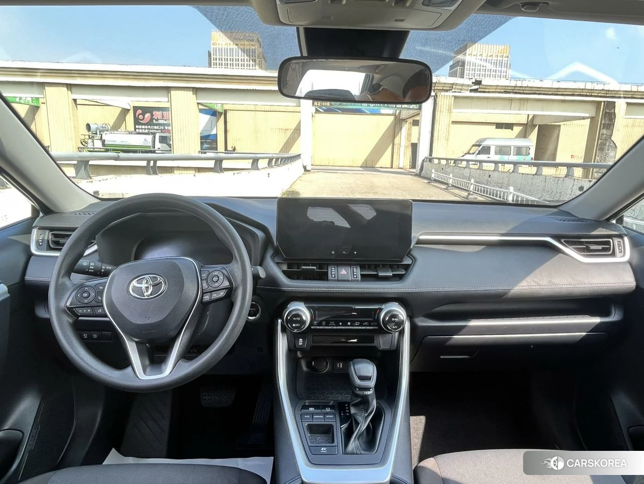 Toyota RAV4 2023 Белый из Китая, фото 4