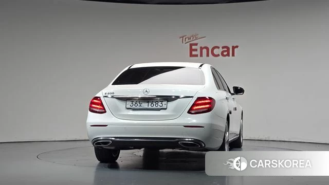 Mercedes-Benz E-Class W213 id 4978229 из Кореи 25