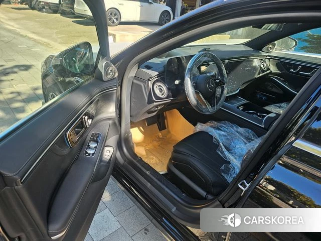 Mercedes-Benz S-Class W223 2026 Черный из Кореи, фото 4