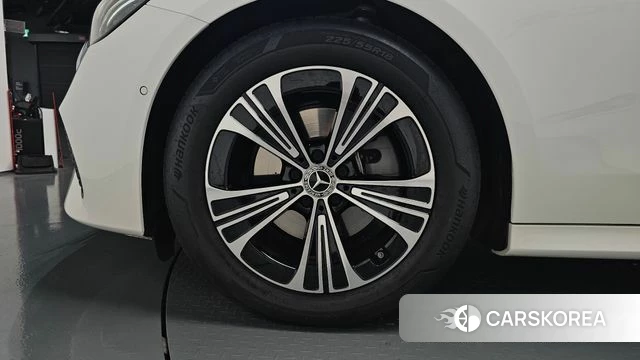 Mercedes-Benz E-Class W214 id 4916324 из Кореи 32