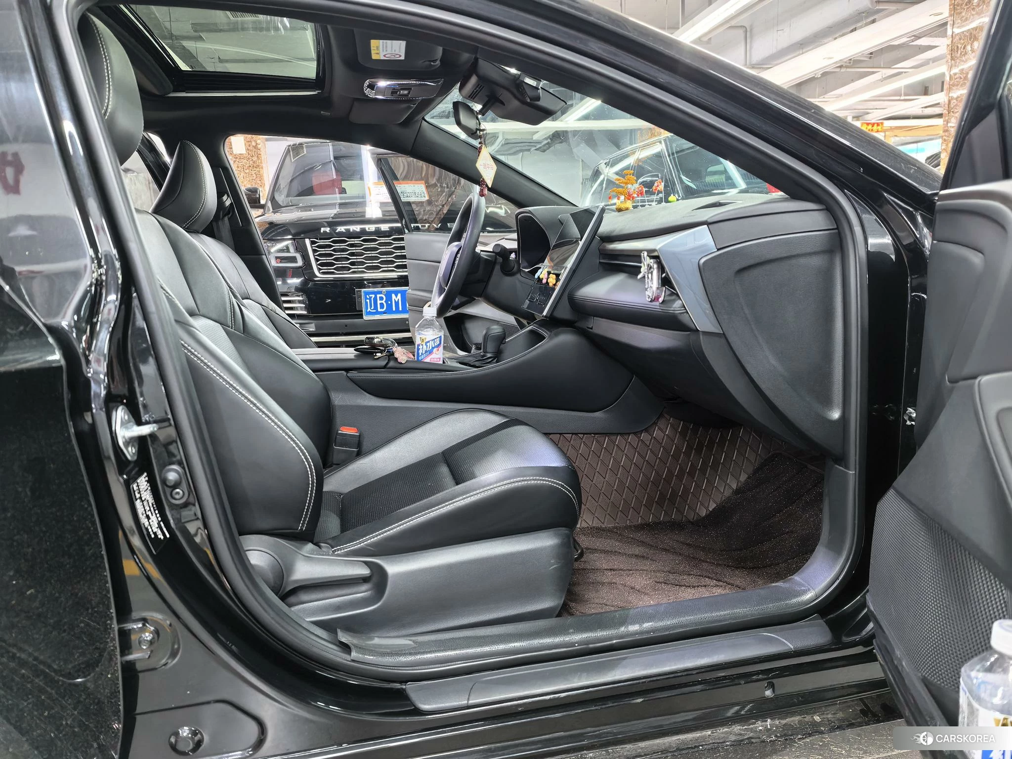 Toyota Avalon 2024 Черный из Китая, фото 5