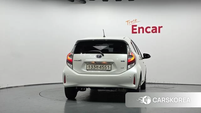 Toyota Prius C id 4873307 из Кореи 25