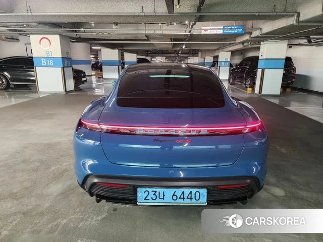 Porsche Taycan id 4783704 из Кореи 14