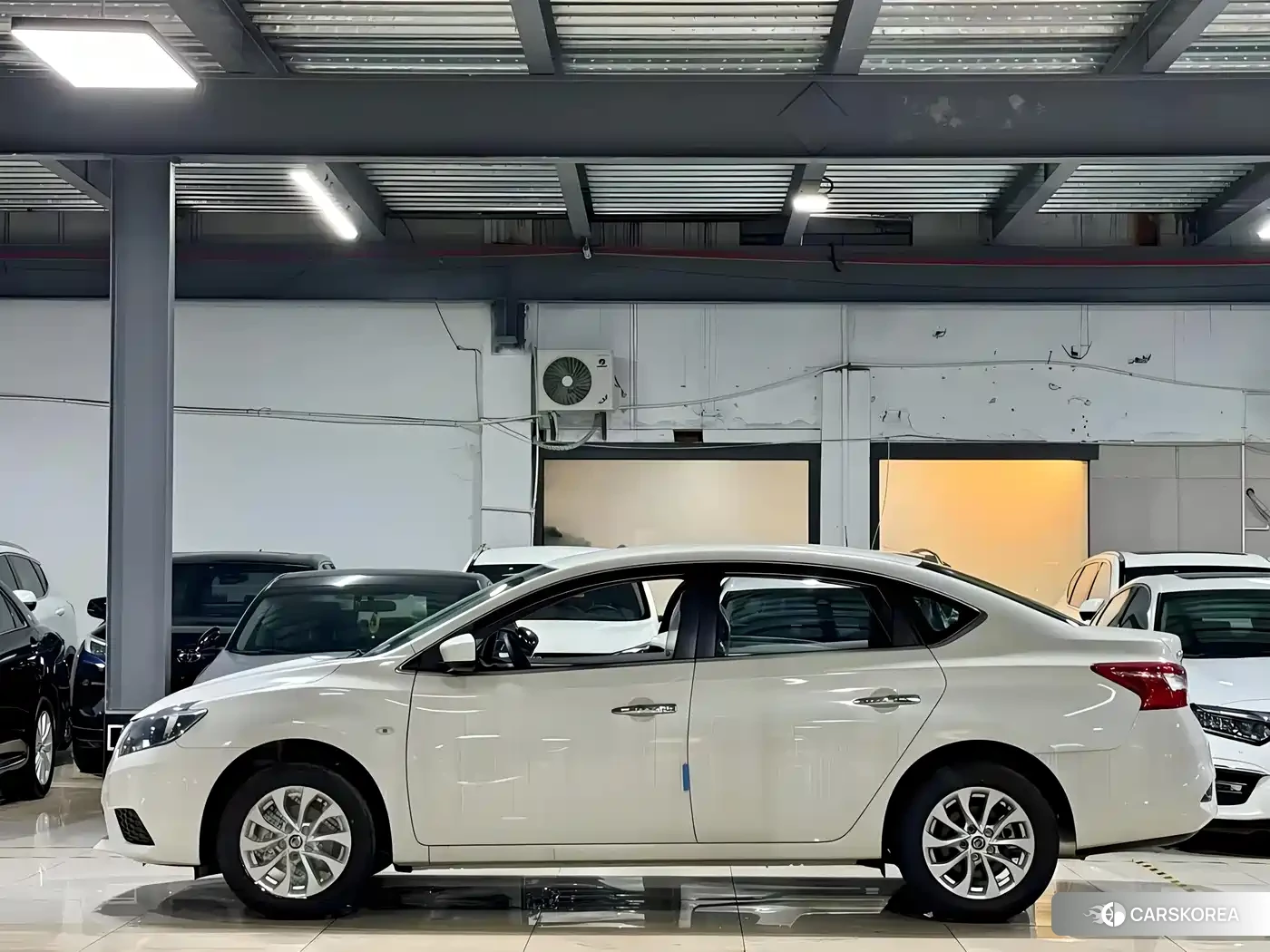 Nissan Sylphy 2026 Белый из Китая, фото 4