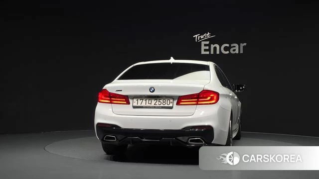 BMW 5 Series (G30) id 4993152 из Кореи 14