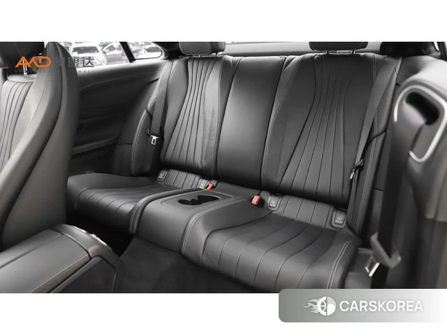 Mercedes-Benz E-Class 2021 Белый из Китая, фото 4