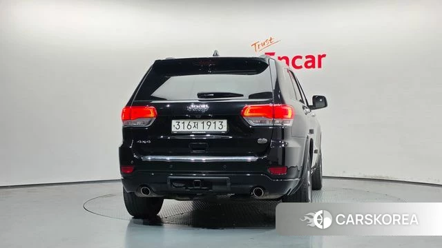 Jeep Grand Cherokee id 4997810 из Кореи 24