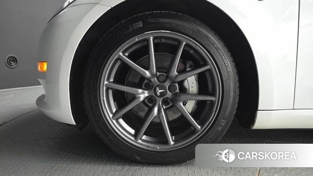 Tesla Model 3 id 4959781 из Кореи 26