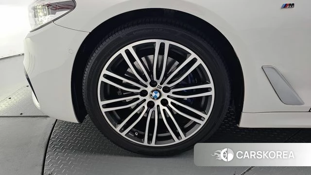 BMW 5 Series (G30) id 5035400 из Кореи 29