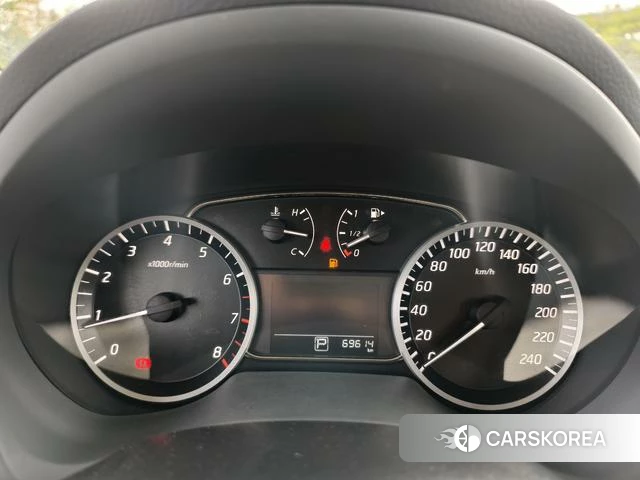 Nissan Sylphy 2020 Белый из Китая, фото 6