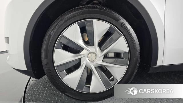 Tesla Model Y id 5026796 из Кореи 27