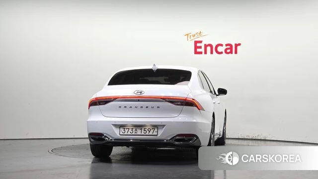Hyundai The New Grandeur IG id 4764611 из Кореи 31