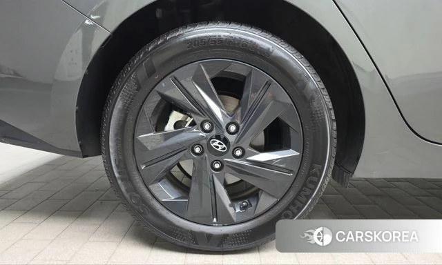 Hyundai Avante (CN7) id 4976174 из Кореи 27