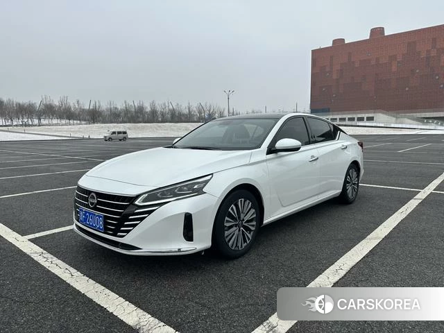 Nissan Altima 2023 Белый из Китая, фото 4