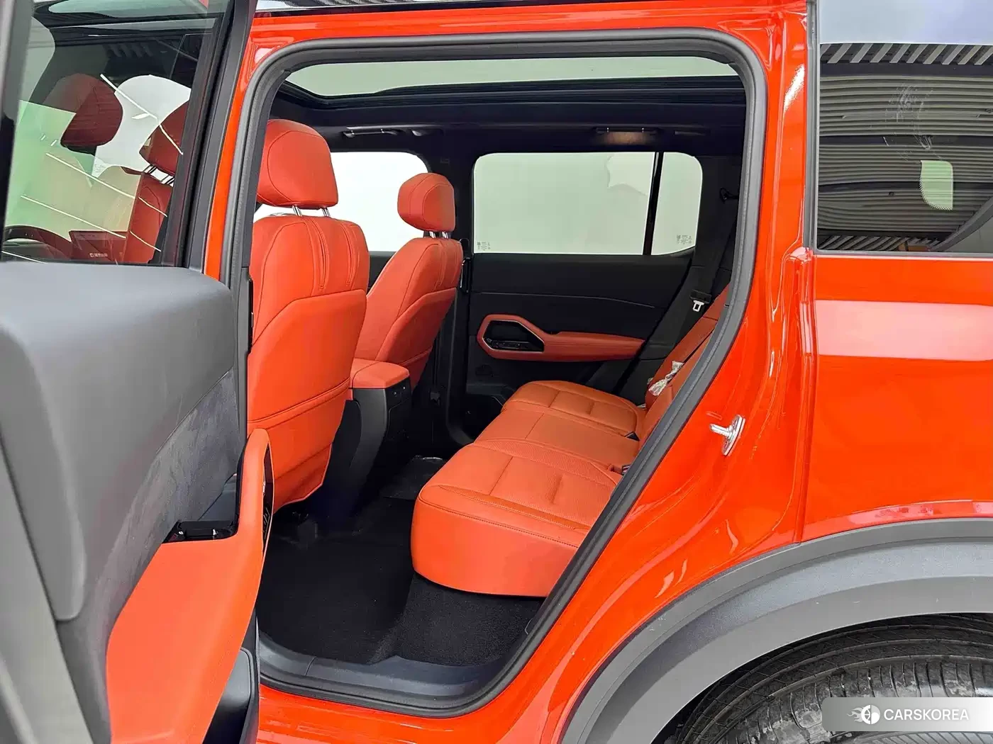 Ford Bronco 2026 Yellow/orange из Китая, фото 4