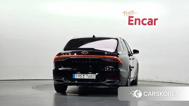 Hyundai The New Grandeur IG id 4780274 из Кореи 26