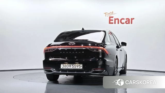 Hyundai The New Grandeur IG id 4750820 из Кореи 14