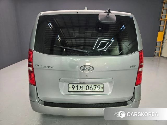 Hyundai The New Grand Starex id 4952771 из Кореи 12