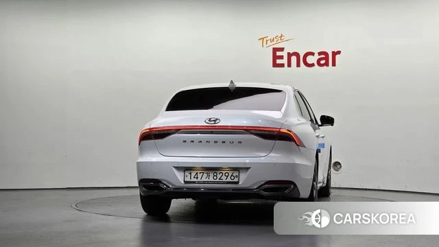 Hyundai The New Grandeur IG id 5028682 из Кореи 30