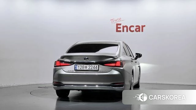 Lexus ES300h 7th generation id 5013577 из Кореи 14