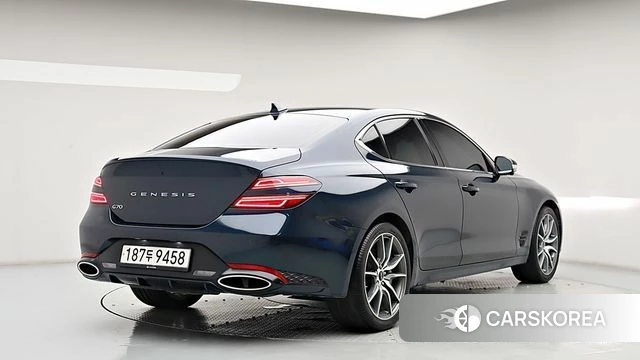 Genesis The New G70 id 5052439 из Кореи 14