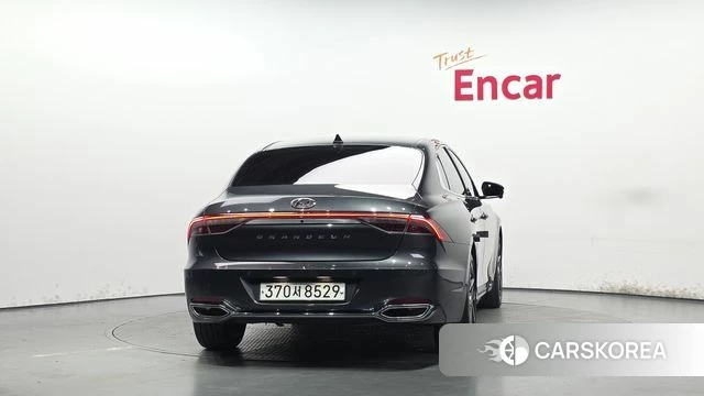 Hyundai The New Grandeur IG id 4982052 из Кореи 14