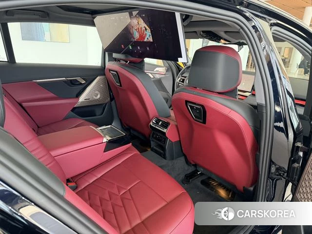 BMW 5 series 2025 Черный из Китая, фото 5