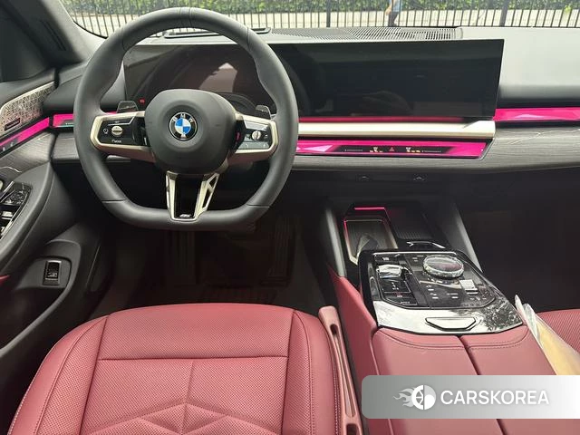 BMW 5 series 2026 Черный из Китая, фото 6