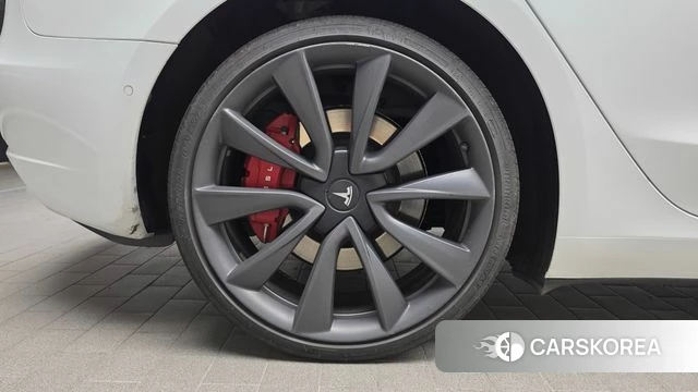 Tesla Model 3 id 4930011 из Кореи 24