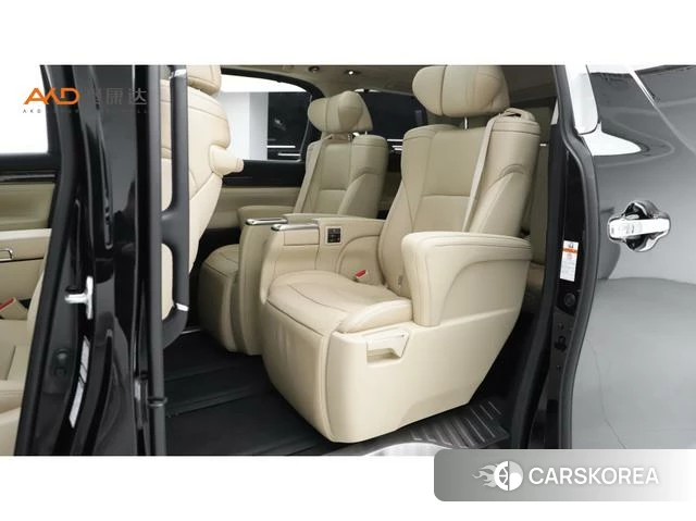 Toyota Alphard 2021 Черный из Китая, фото 5