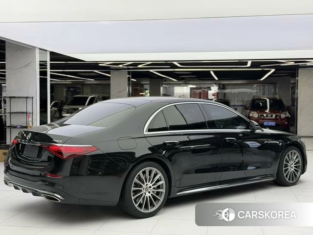 Mercedes-Benz S-Class 2025 Черный из Китая, фото 4