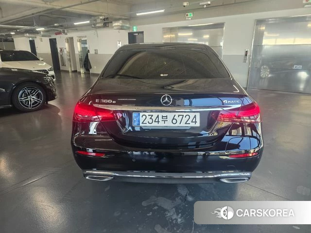 Mercedes-Benz E-Class W213 2023 Черный из Кореи, фото 5