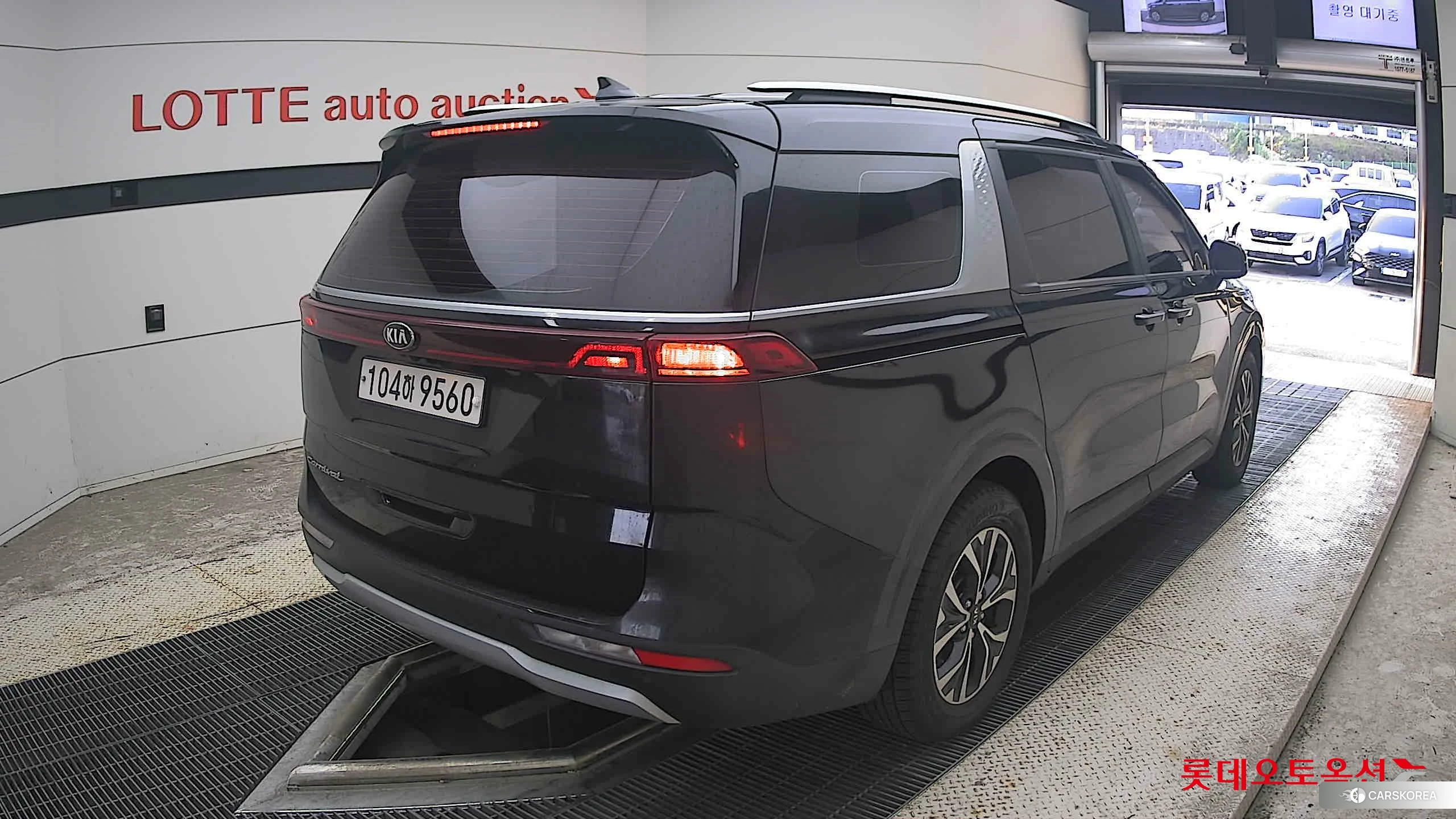 Kia Carnival id 4984662 из Кореи 31