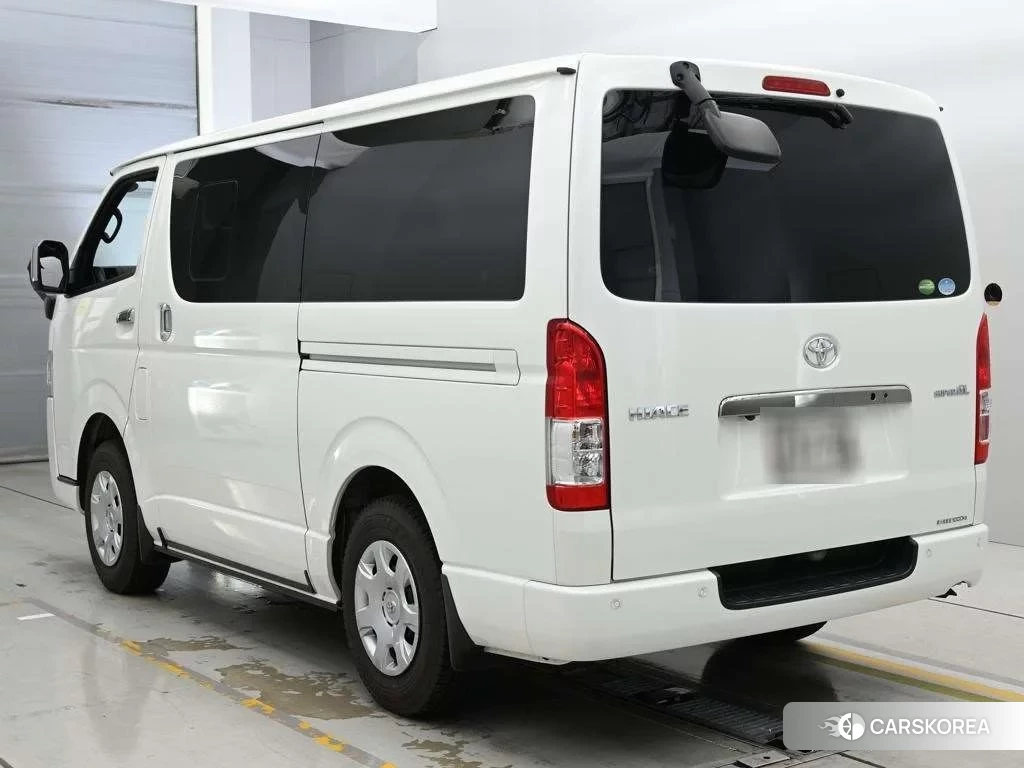 Toyota HiAce Van 2020 из Японии, фото 4