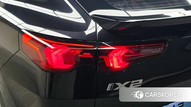 BMW iX2 (U10) id 4539944 из Кореи 7