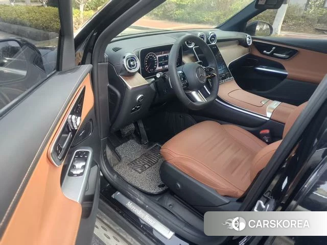 Mercedes-Benz GLC 2025 Черный из Китая, фото 5