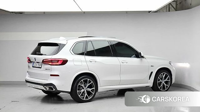 BMW X5 (G05) id 4996486 из Кореи 14