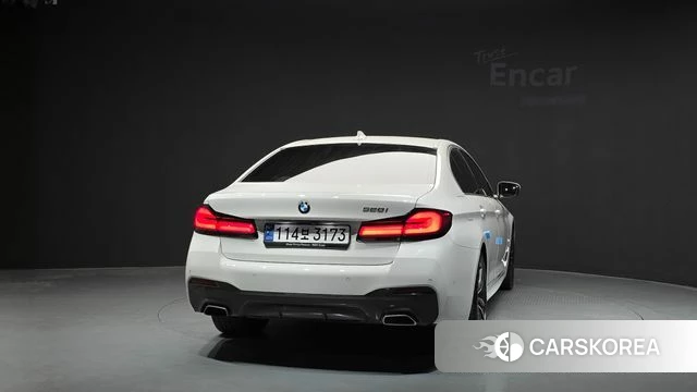 BMW 5 Series (G30) id 5012284 из Кореи 28