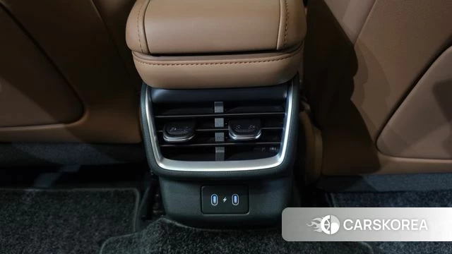 Hyundai Grandeur (GN7) id 4985978 из Кореи 35